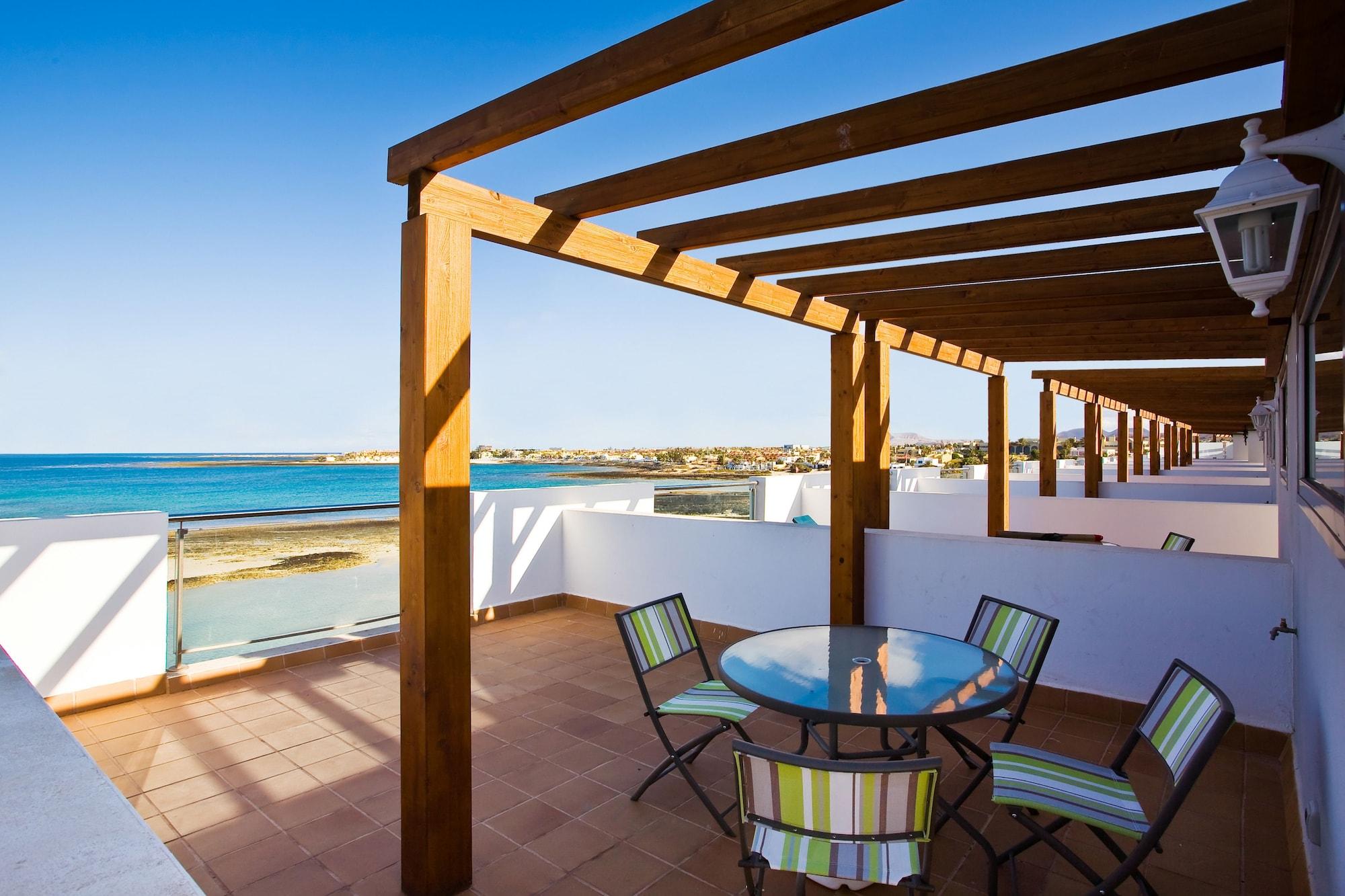 Hotel Livvo Corralejo Beach Extérieur photo