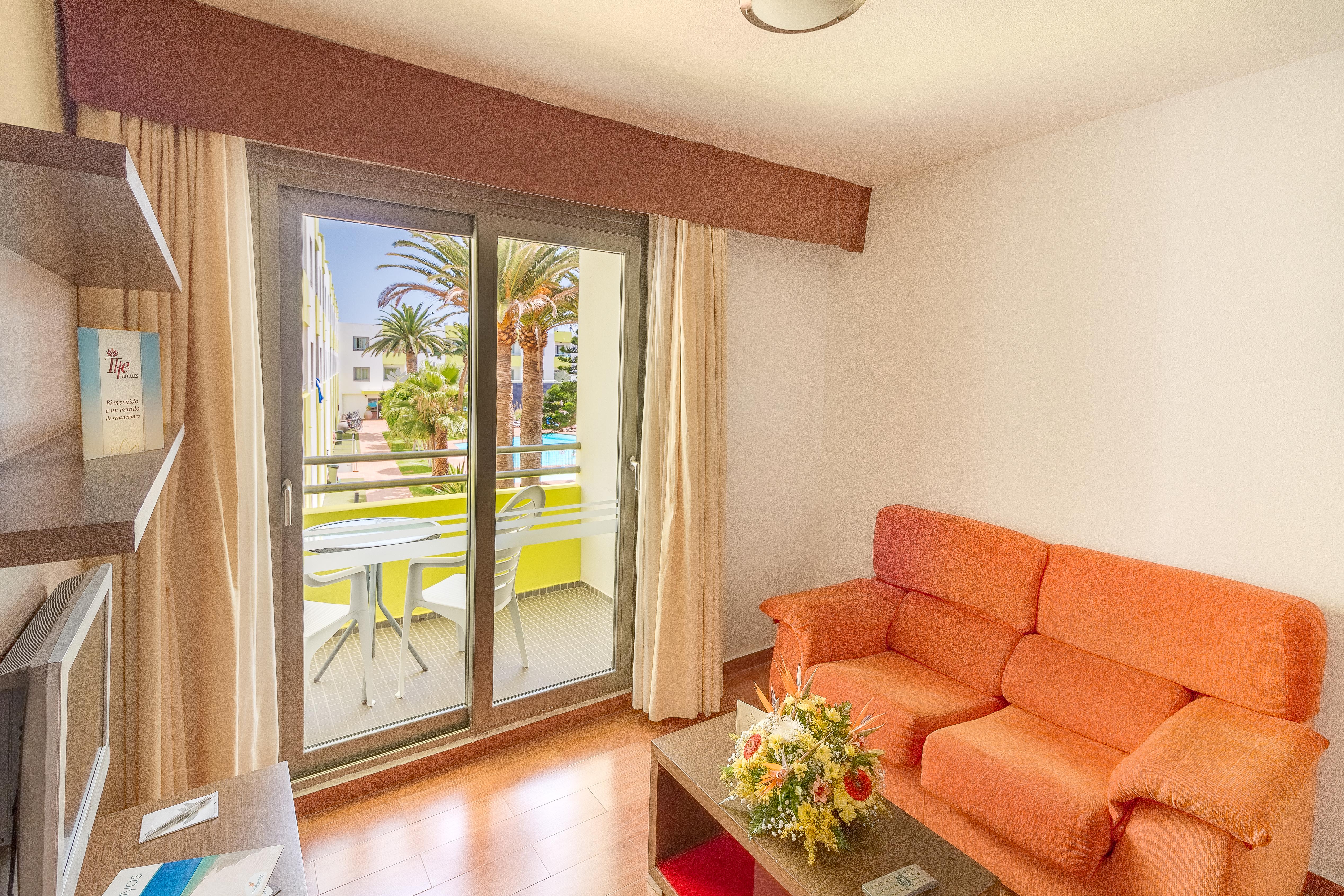 Hotel Livvo Corralejo Beach Extérieur photo
