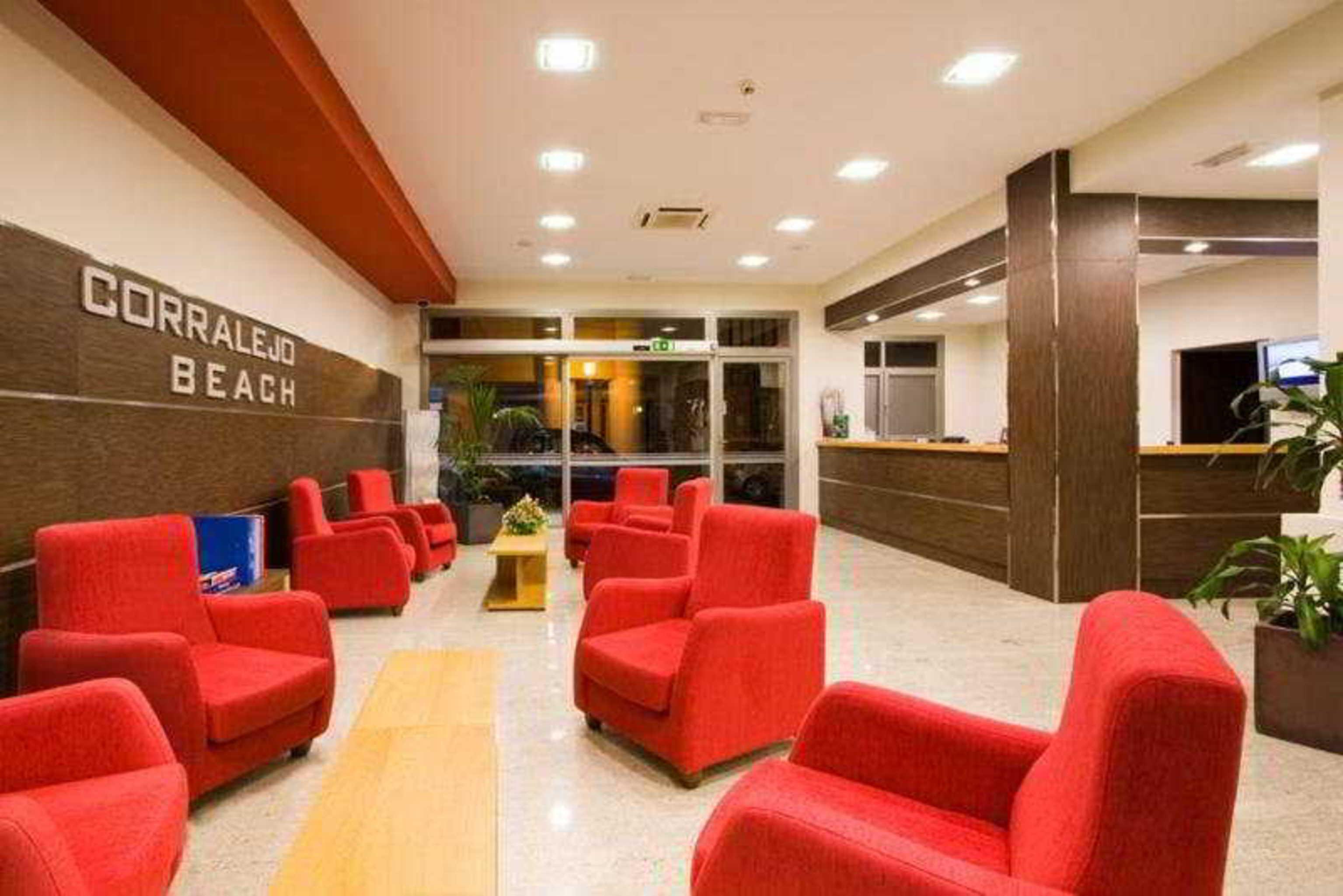 Hotel Livvo Corralejo Beach Extérieur photo