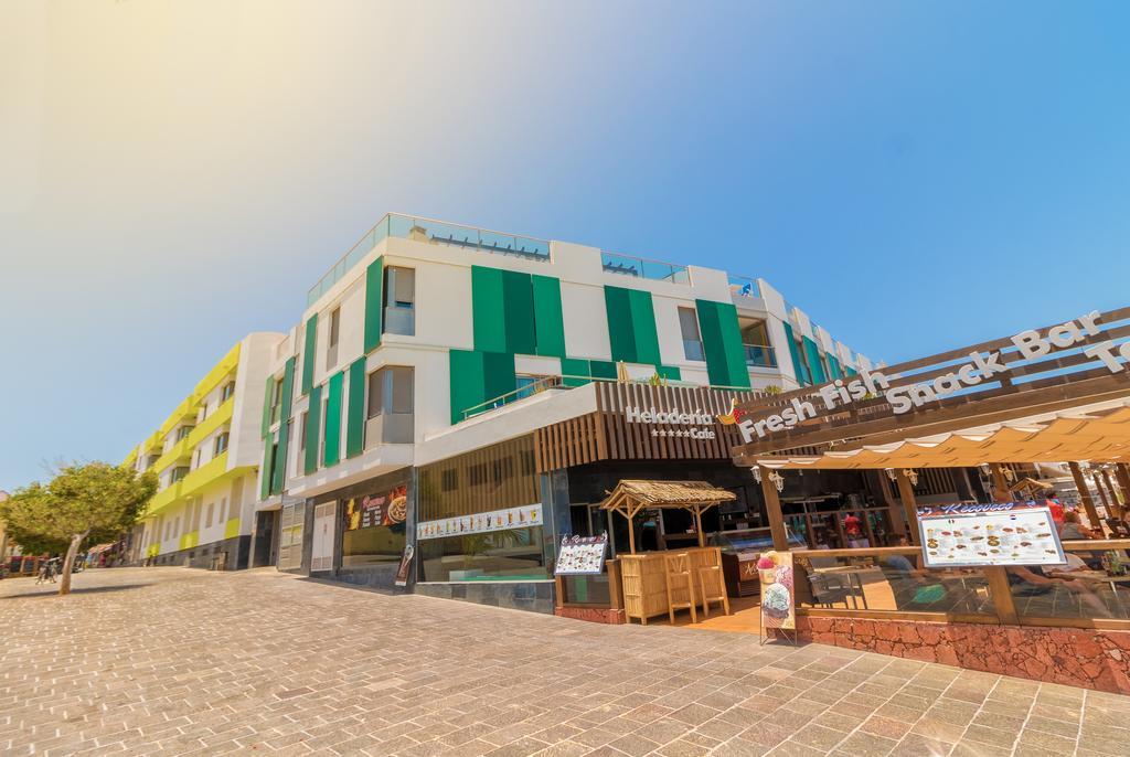 Hotel Livvo Corralejo Beach Extérieur photo
